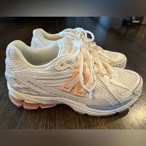 New Balance 1906 women’s sneakers